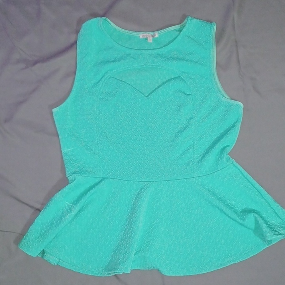 Charlotte Russe sleeveless Y2K peplum casual shirt with Cutout front mint green